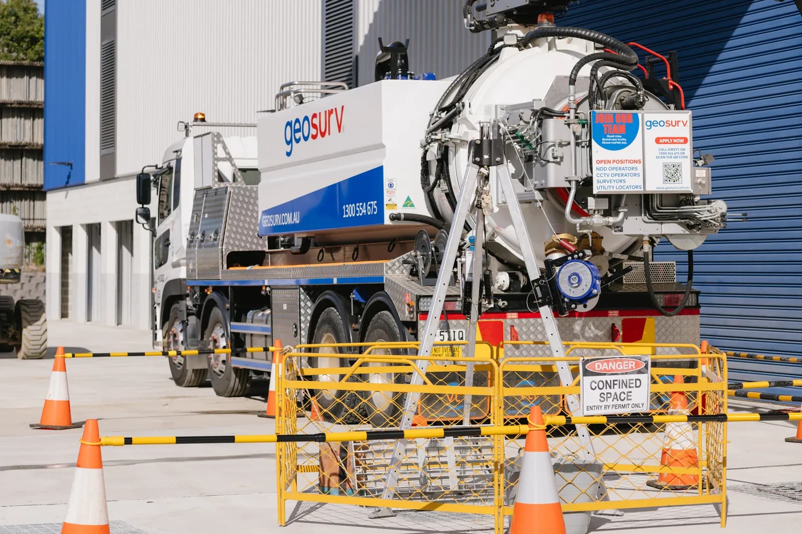 Geosurv confined-space rescue and standby crew supporting an operation